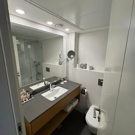 Abratel Sea View Hotel Tel Aviv Exterior photo