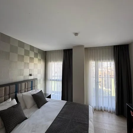Abratel Sea View Hotel Tel Aviv Exterior photo