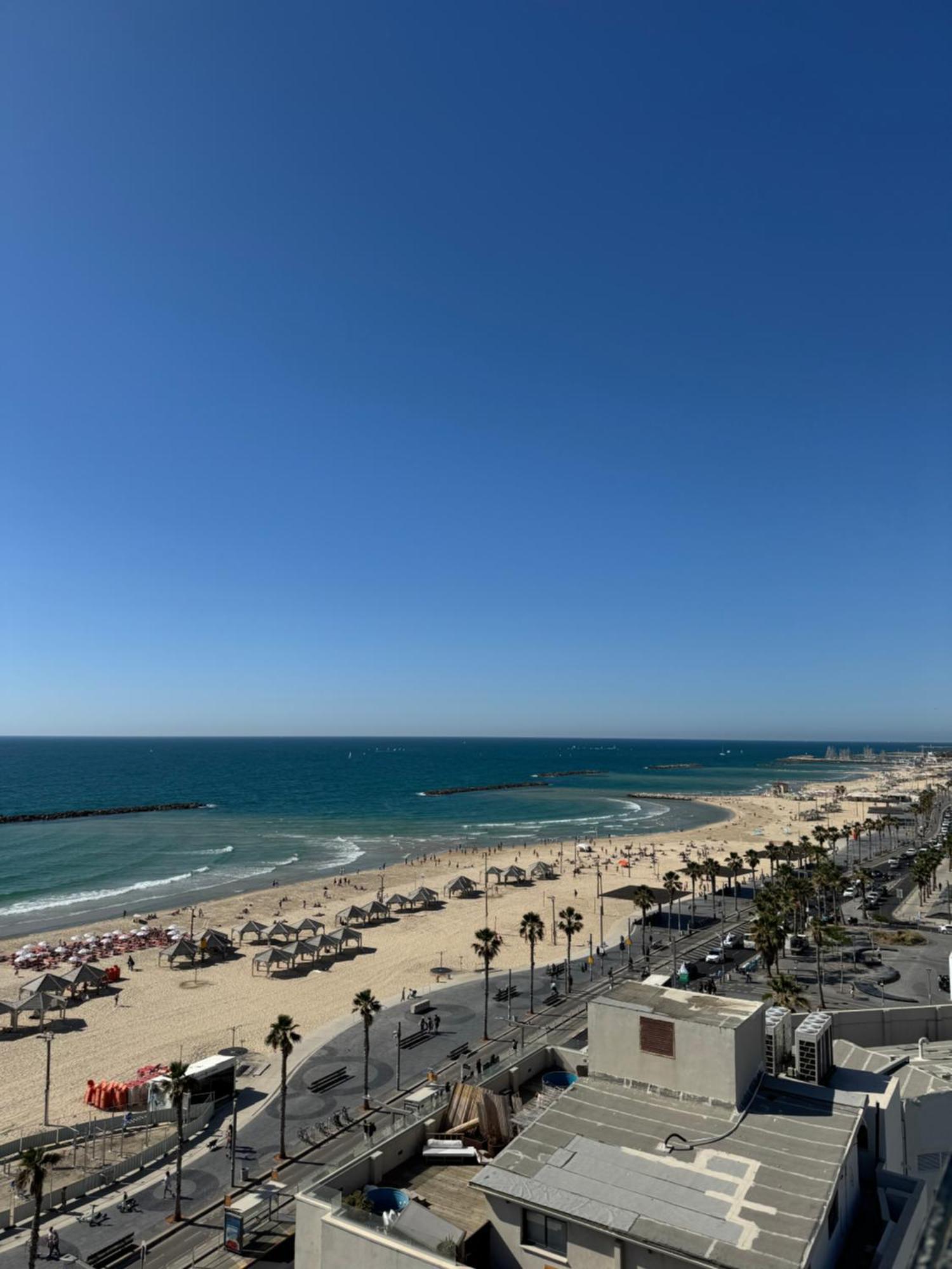 Abratel Sea View Hotel