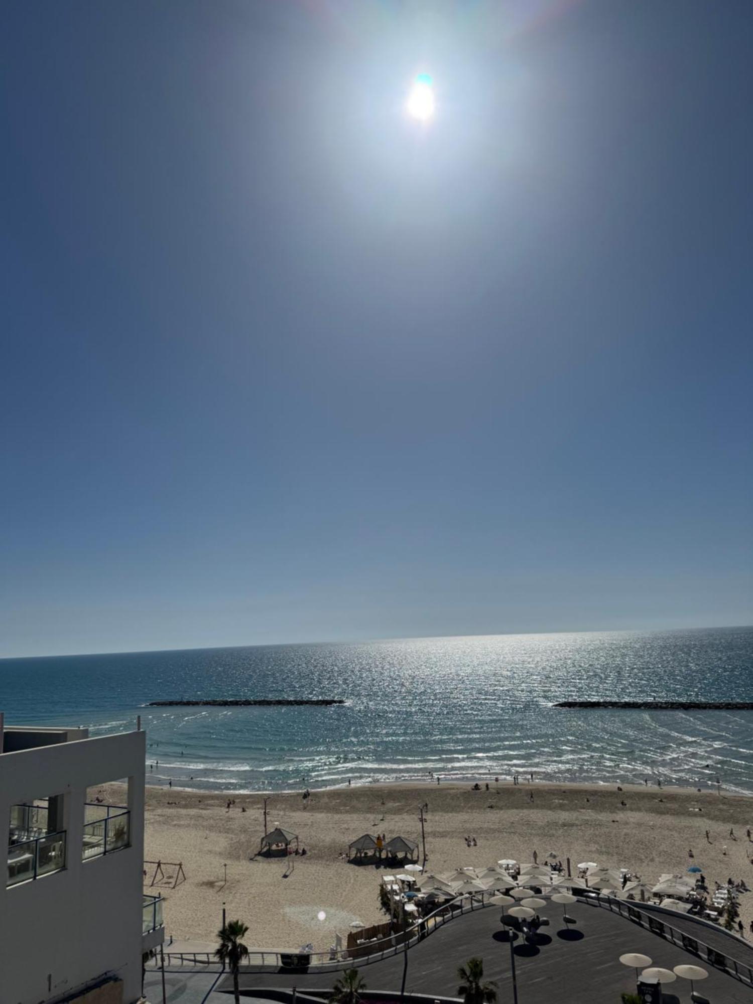 Abratel Sea View Hotel 3*