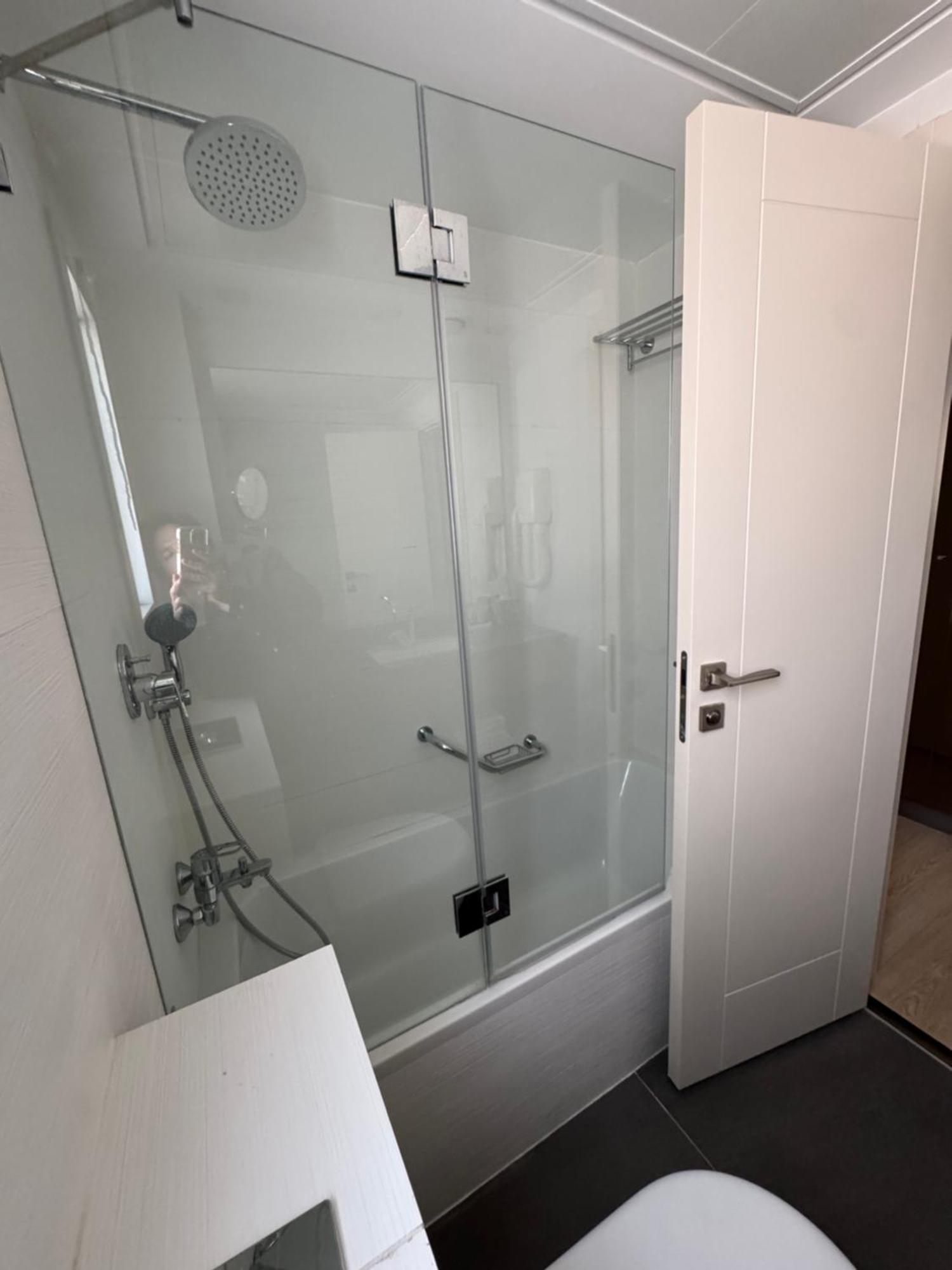 Abratel Sea View 3* Tel Aviv